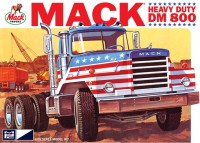 MPC 899 Mack DM800 Semi Tractor 1/25