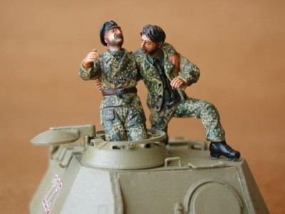 CMK F35036 German Tank Crew - France 1944 (2 fig. ) 1/35