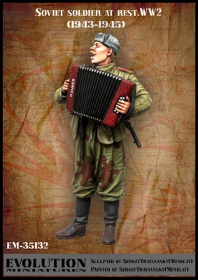 Evolution Miniatures 35132 Soviet soldier at rest, 1943-45, 1/35