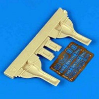 QuickBoost QB48174 F6F-3 Hellcat undercarriage covers 1/48