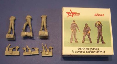 A-resin 48026 Механики ВВС США в летней форме одежды (2МВ) 3 фигуры 1/48