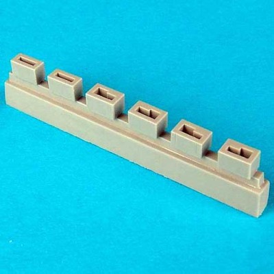 QuickBoost QB48075 Spitfire Mk. IX Empty shell case chute 1/48
