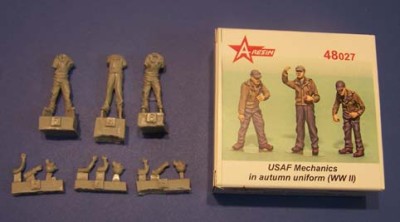 A-resin 48027 Механики ВВС США в осенне-весенней форме одежды (2МВ) 3 фигуры 1/48