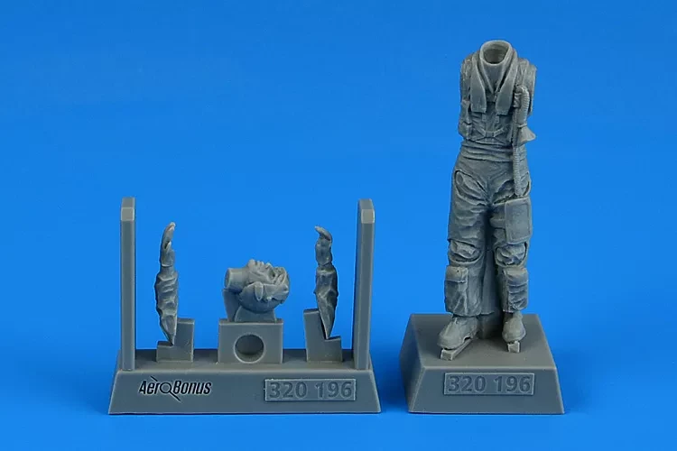 Aerobonus 320196 Modern NATO Fighter pilot Type 4 (1 fig.) 1/32