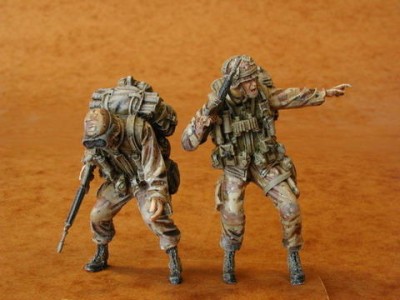 CMK F35069 U. S. Airborne (UH-60 crew) (2 fig. ) 1/35