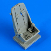 QuickBoost QB32163 Me 163B seat with safety belts 1/32