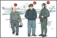 CMK F72051 Warsaw Pact Pilots (3 fig. ) 1/72