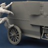 Copper State Models F35-031 Фигура, Экипаж канадской мотострелковой бригады MG садится в машину 1/35