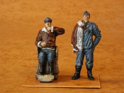 CMK F48018 German Fighter Pilots WW II (Winter) 1/48