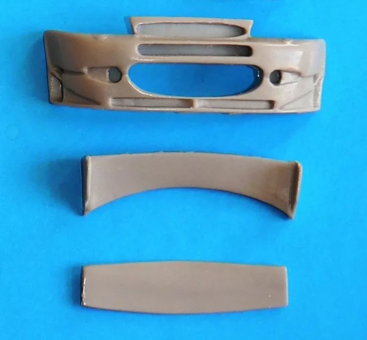 Reji Model JM940 Ford Escort WRC - front bumper & rear wing 1/24