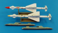 Plus model AL4019 Rusian missile R-23 R Apex / Rusk raketa R-2 1:48