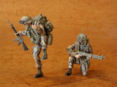 CMK F35072 U. S. Airborne part III. (UH-60 crew) (2 fig. ) 1/35