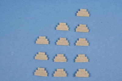 CMK ML80305 Dock Equipment 1/72