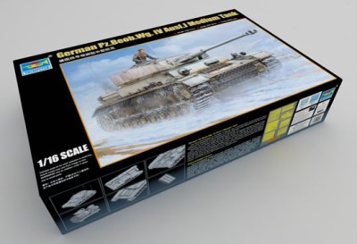 Trumpeter 00922 Pz.Beob.Wg. IV Ausf.J 1/16