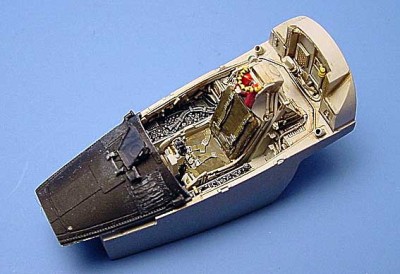 Aires 4117 A-7D CORSAIR II cockpit set 1/48