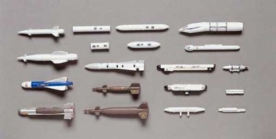 Hasegawa 36002 Боеприпасы AIRCRAFT WEAPONS B X48-2 (HASEGAWA) 1/48
