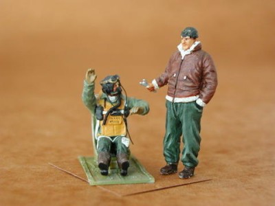 CMK F48022 US Fighter Pilots Sitting + Mechanic WW II (2 fig.) 1/48