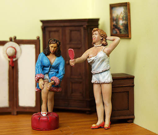 Plus model 149 Girls 1:35