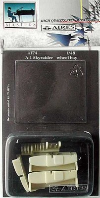 Aires 4174 A-1H SKYRAIDER wheel bay (распродажа)