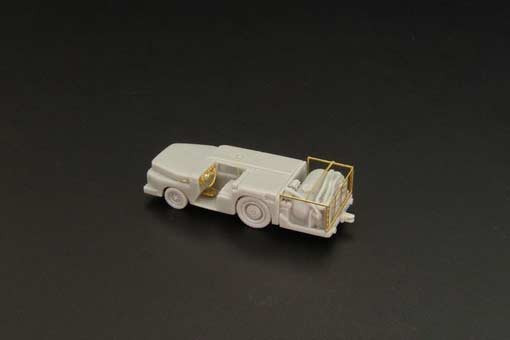 Brengun BRS144029 MD-3 USN Fire tractor small 1/144