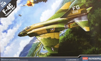 Academy 12294 Самолет USAAF F-4C &quot;Vietnamese War&quot; 1/48