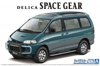 Aoshima 061404 Mitsubishi PE8W Delica Space Gear `96 1/24