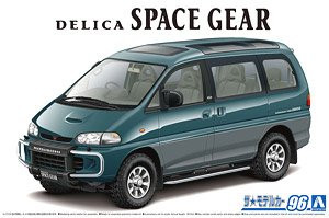 Aoshima 061404 Mitsubishi PE8W Delica Space Gear `96 1/24