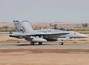 Hobby Boss 80322 Самолет F/A-18D Hornet 1/48