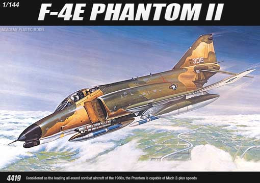 Academy 12605 F-4E PHANTOM II 1/144