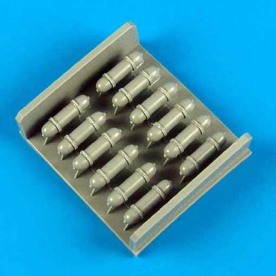 QuickBoost QB48476 P-61A/B Black Widow compressed air cylinders 1/48