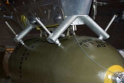Brengun BRL32007 US-Bomb racks 1/32