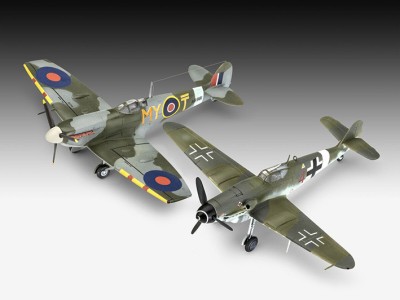 Revell 63710 Набор Combat Set истребитель-низкоплан Bf109G-10 и Спитфайр Mk.V 1/72