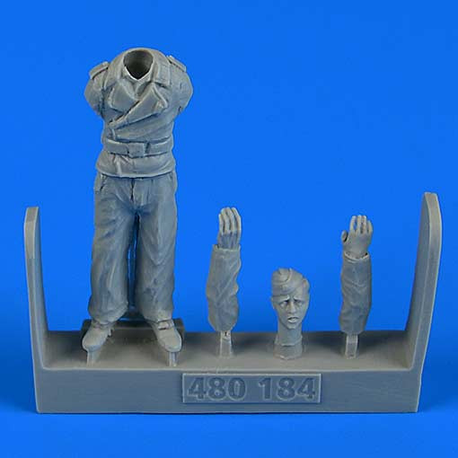 Aerobonus 480184 German WWII Tank crew - Trooper B 1/48