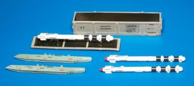 Plus model AL4016 Missile R-60 training unit / Raketa R-60 registr 1:48
