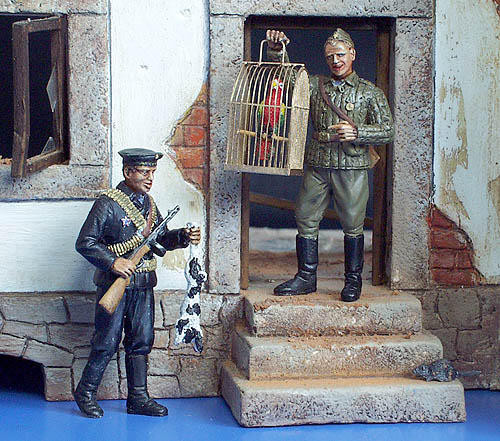 Plus model 170 Russian Sailors, Black Sea Fleet WWII - 2 figures 1:35