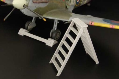 Brengun BRL32009 British wheel chock + ladder 1/32