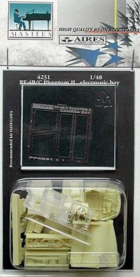 Aires 4231 RF-4B/C Phantom II photo bay (with clear parts) 1/48