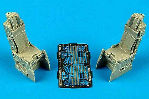 Aires 4444 ACES II ejection seats late version 1/48