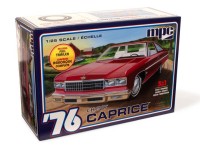 MPC 963 1976 Chevy Caprice with Trailer 1/25