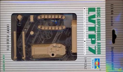 Trumpeter 00104 LVTP7 1/144