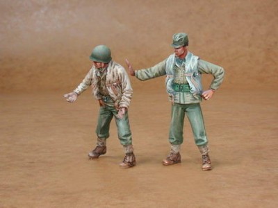 CMK F35109 US Marines - DUKW crew WW II (2 fig. ) 1/35