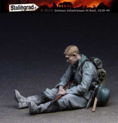 Stalingrad 3533 Немецкий пехотинец на привале