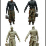 Evolution Miniatures 35089 SS Tankman . WW2 ( Winter painting of tank )