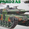 Tamiya 35242 Танк Leopard 2 A5 с 1 фигурой 1/35
