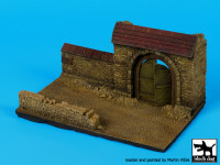 BlackDog D72027 Wall with gate N°2 base (150x90 mm) 1/72
