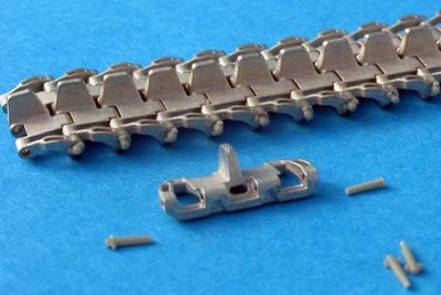 Master Club MTL-35012 Траки для Pz.Kpfw.IV - StuG III 43- 45 гг с просечками на шпоре и сплошной гребень 1/35