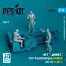 Reskit F72030 MJ-1 'Jammer' Driver&airman team - scene 2 1/72