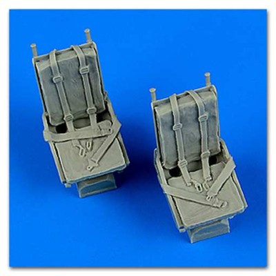QuickBoost QB48681 B-25 Mitchell seats with safety belts 1/48