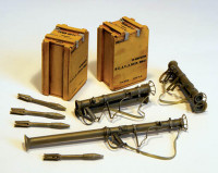 Plus model 327 Bazooka M9 1:35