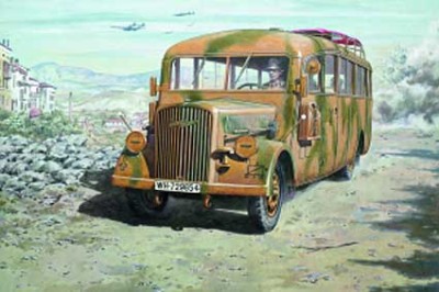 Roden 72726 Opel Blitz Omnibus W39 (Late WWII service) 1/72